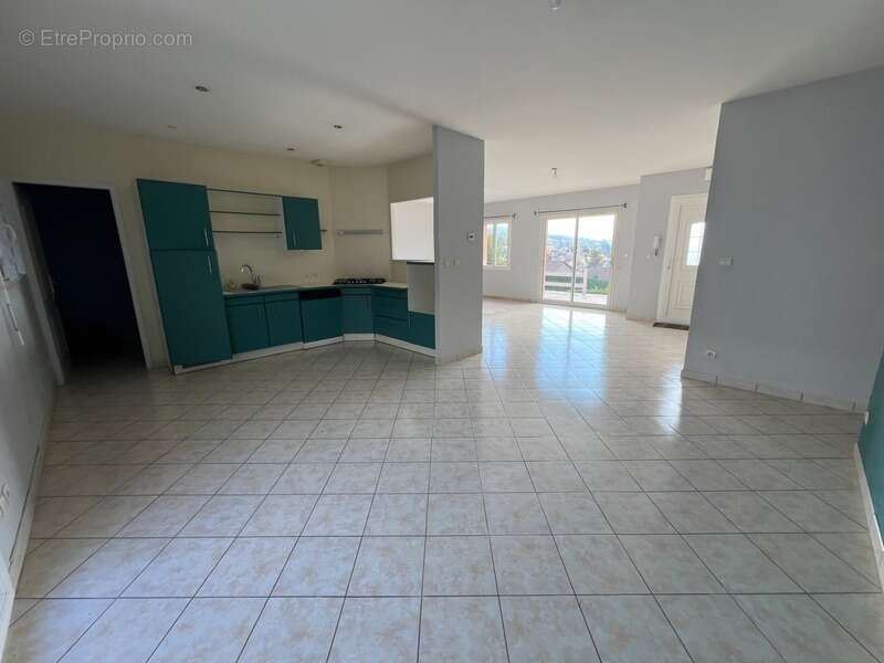 Maison à CHAUFFAILLES