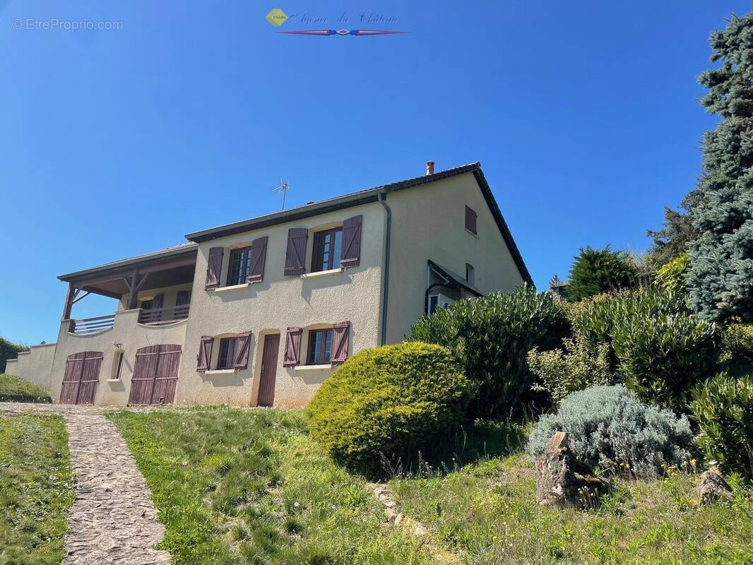 Maison à LA CLAYETTE