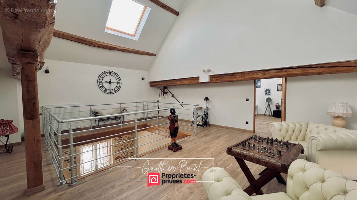 Maison à COULOMMIERS