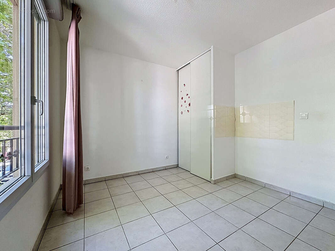 Appartement à MARSEILLE-13E