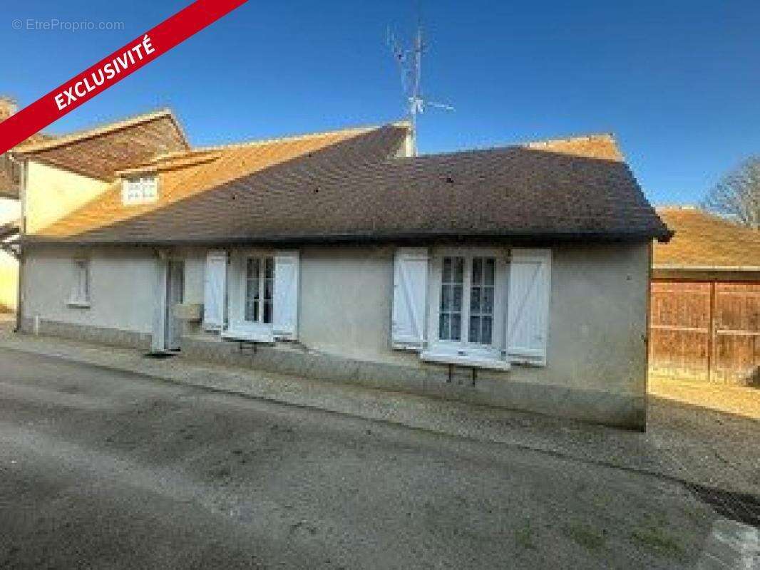 Maison à COURCEMONT