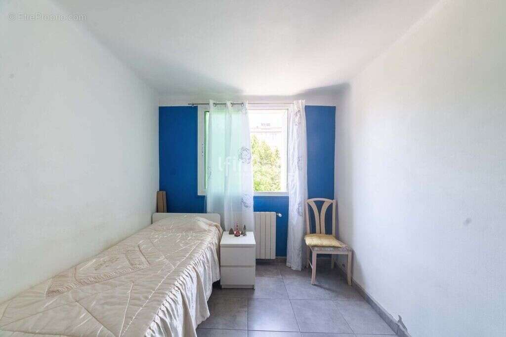 Appartement à MARSEILLE-9E