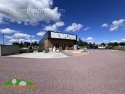 Commerce à MONTREJEAU