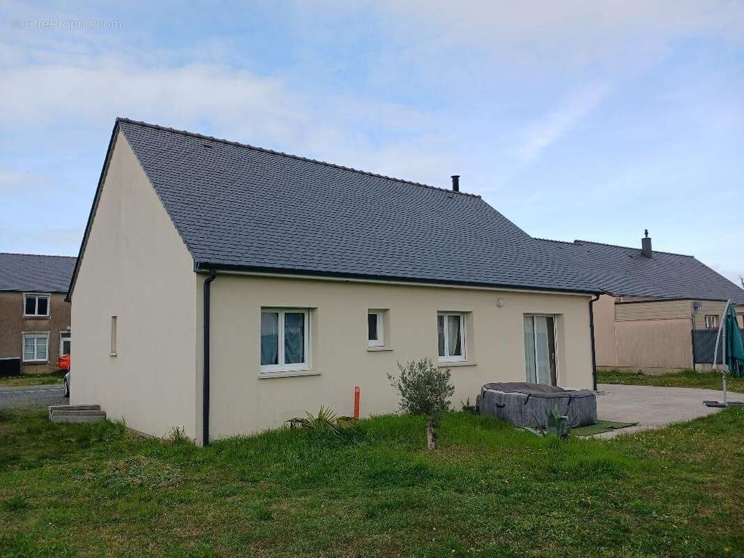 Maison à DAUMERAY