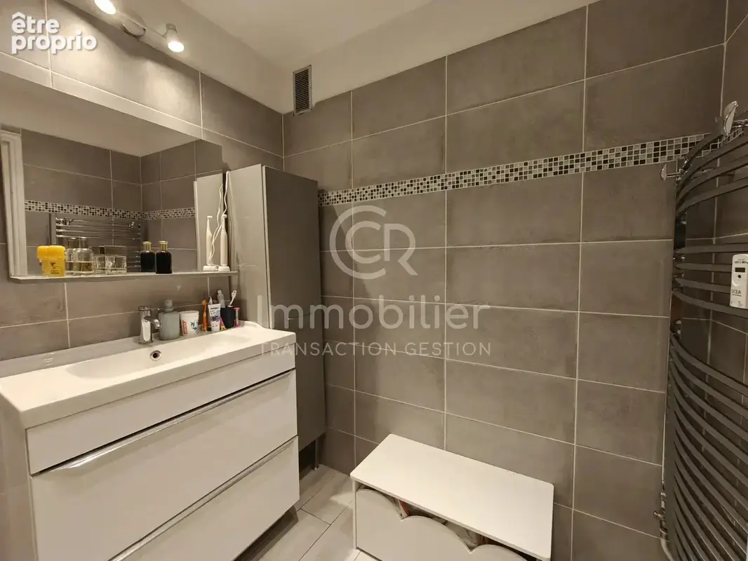 T4 traversant 67.44m² bocca sud garage+cave - photo 14
