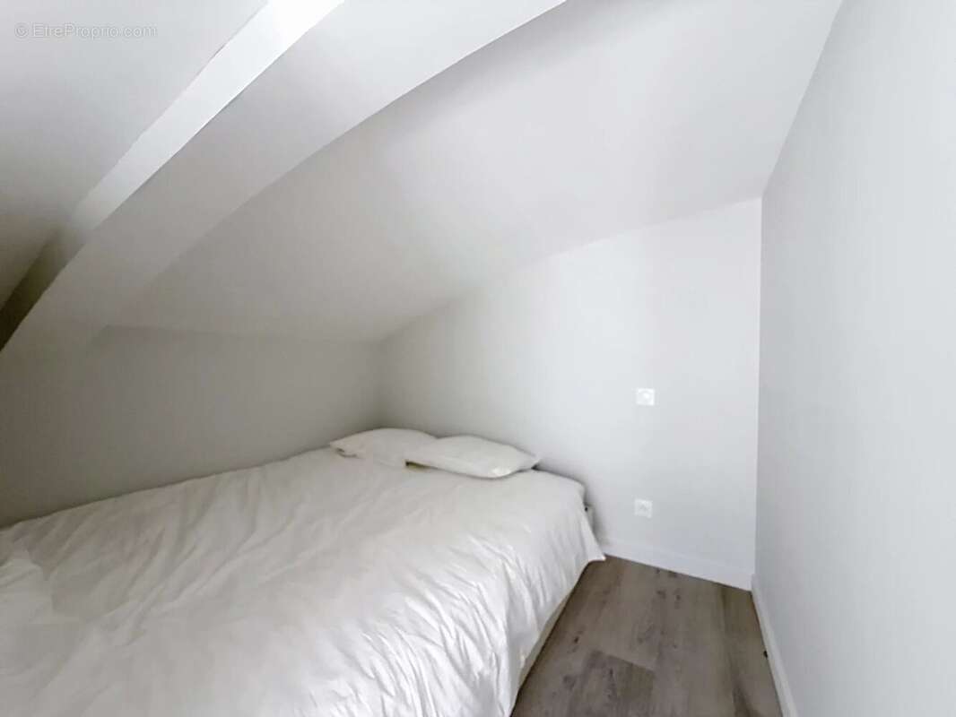 2 pièces mezzanine saint philippe - photo 4