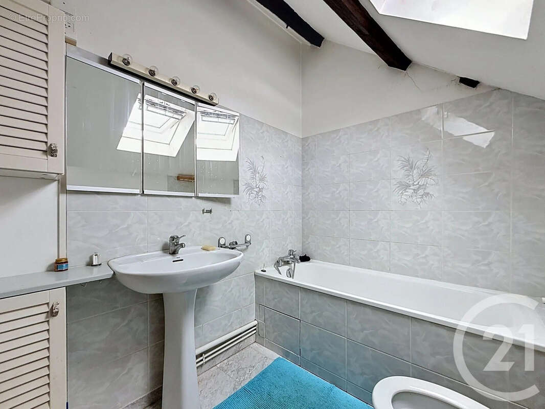 Appartement 64 m² à Provins  - photo 6