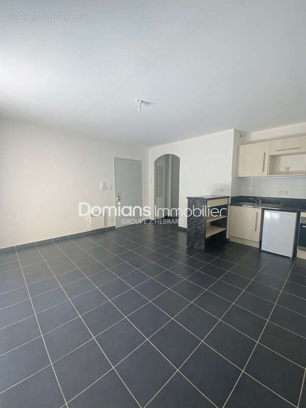 Appartement à PEYRESTORTES