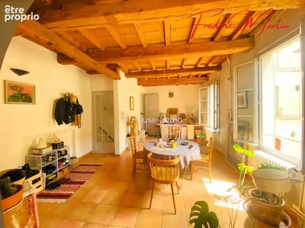 Maison 160 m² à Uzes  - photo 2