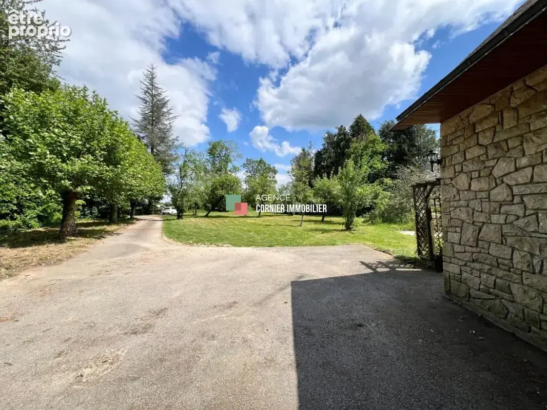 Maison de campagne de 124m² sur 5700m² de terrain - photo 2