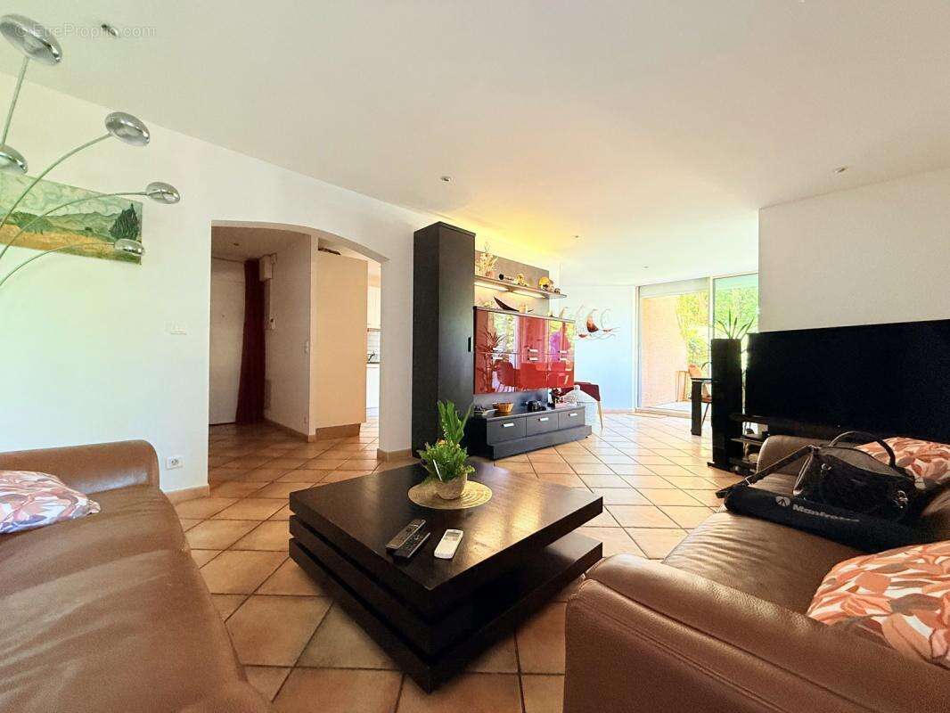 Appartement à MARSEILLE-9E