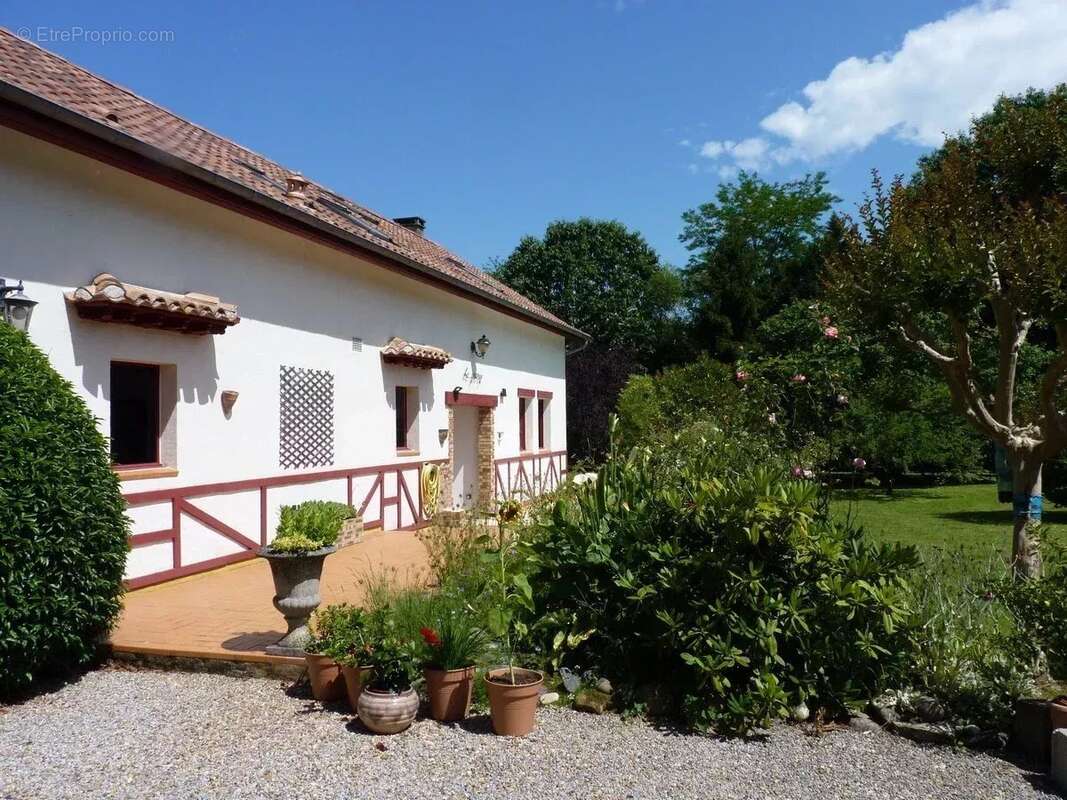 Maison à SALIES-DE-BEARN