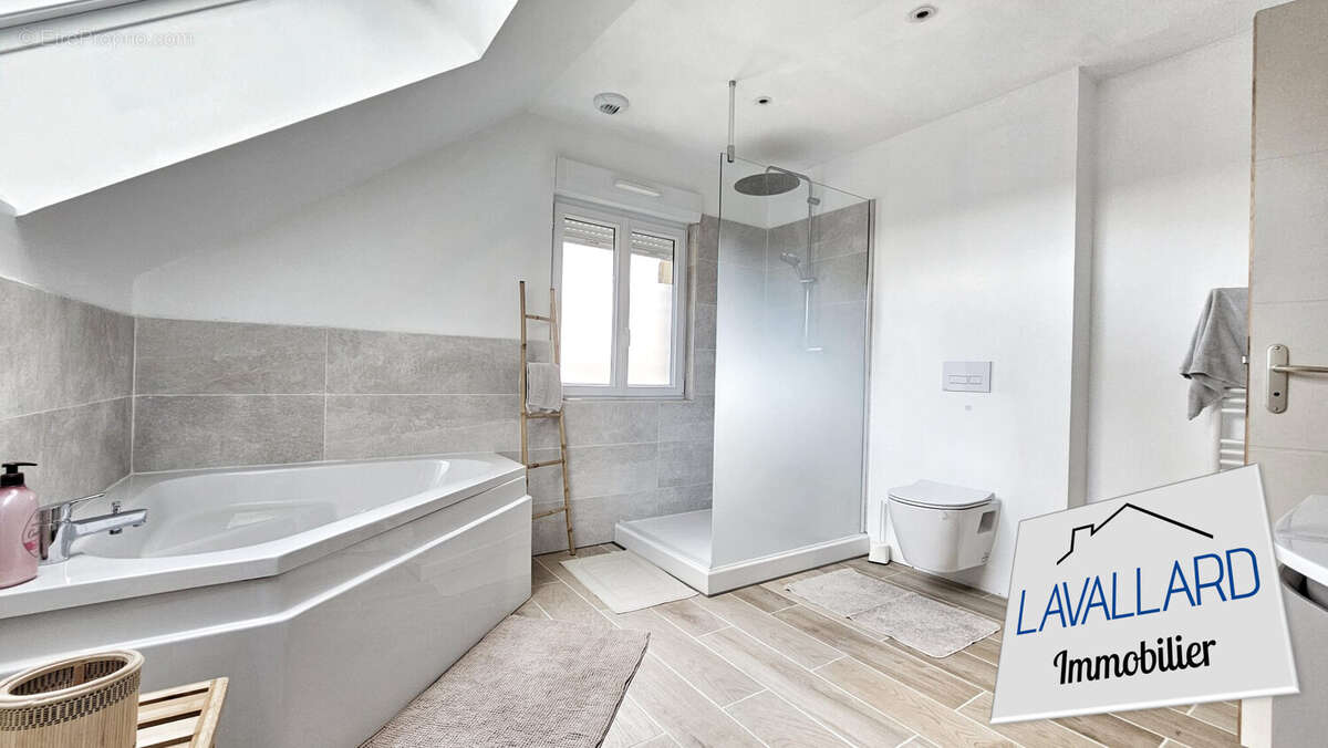 Maison à VILLERS-BOCAGE