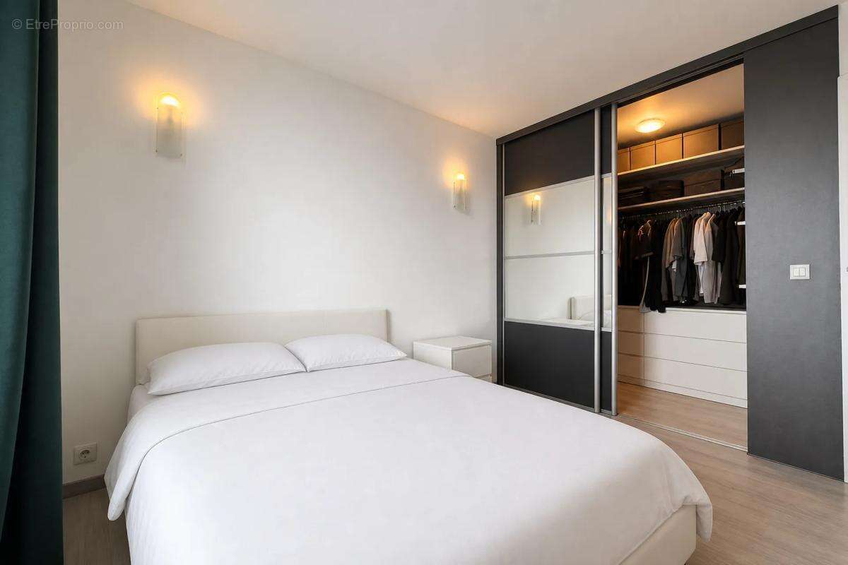 Appartement à TORCY