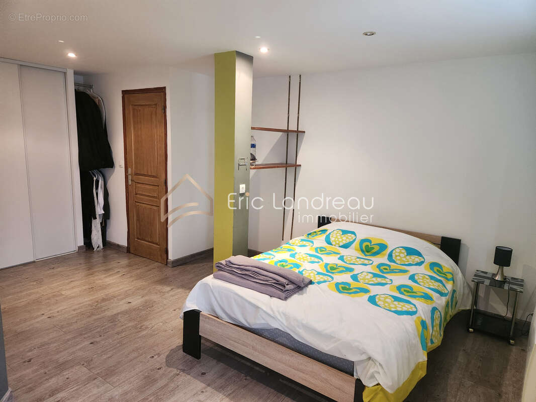 Propriété de caractère en pierre   186 m2 habitables   Parc paysagé de 1 394 m2 - photo 14