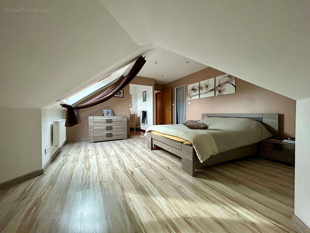 Maison à PLOUIGNEAU