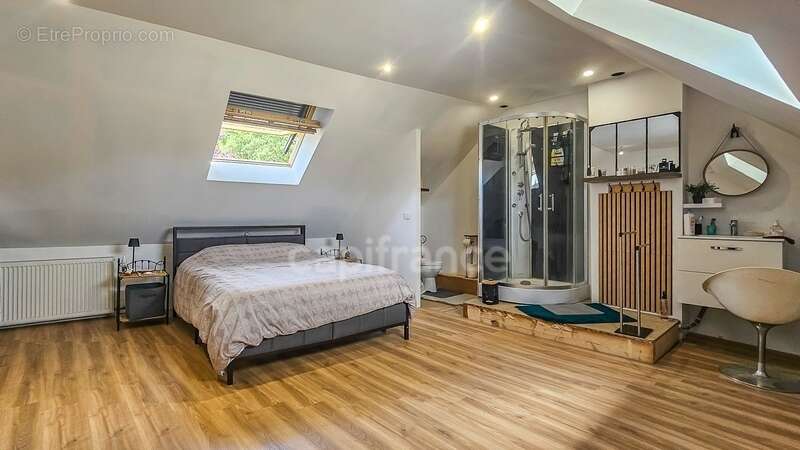 A vendre 8 pièces FONTAINE LA RIVIERE (91) Maison sur sous-sol avec cave voûtée et piscine - photo 6
