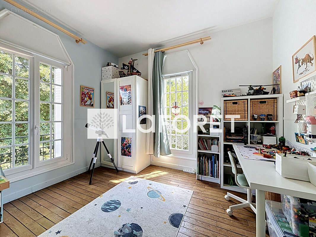 Maison Vert Saint Denis 7 pièces 155 m² - photo 8