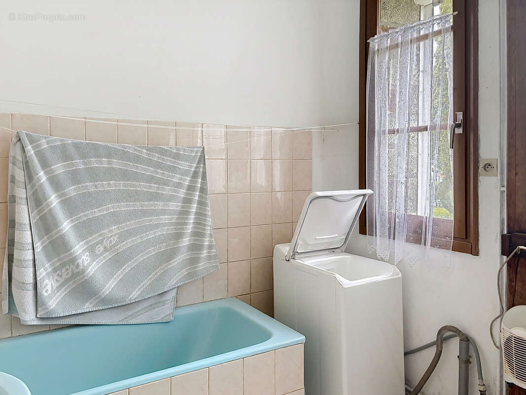 Maison à SAINT-CLEMENT-RANCOUDRAY