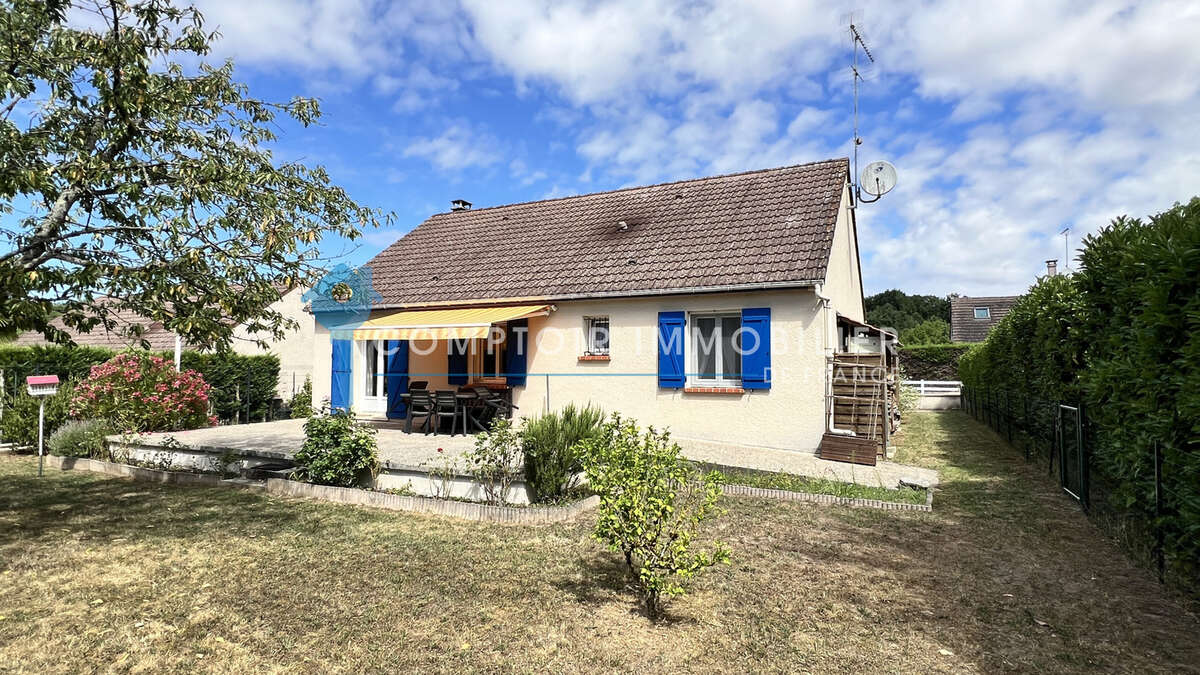Maison à LA FERTE-ALAIS
