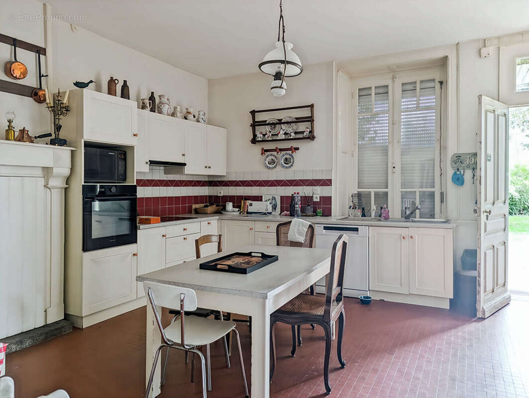Maison à SAINT-OUEN-DES-ALLEUX