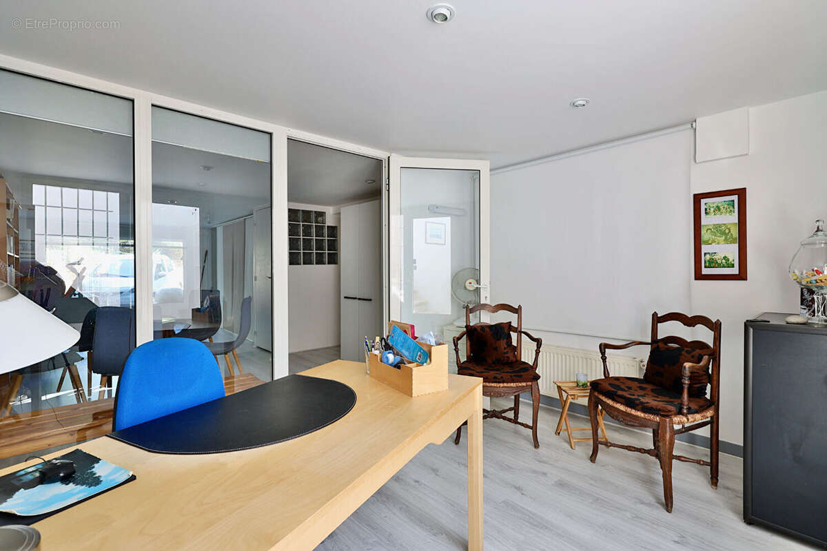 Maison à COLLONGES-AU-MONT-D'OR