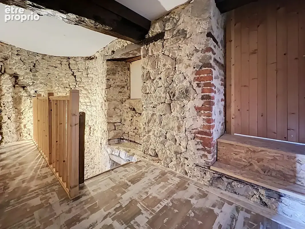 Maison en pierre avec potentiel d'aménagement et terrain à Mont-Dol - photo 9