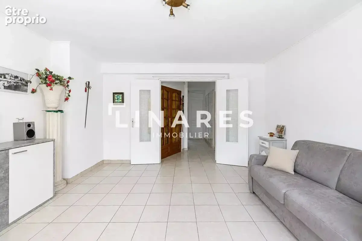L'ESCAPADE - Appartement T2 de 51m2 - 13008 - photo 2