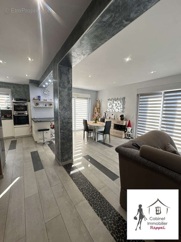 Maison 98 m² à Daubensand  - photo 2