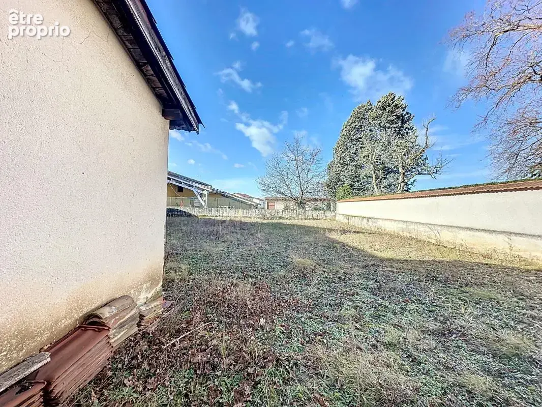 Maison 4 pièces 430 m² à vendre à Solaize (69360) - photo 2
