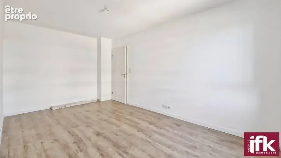 Colmar : Appartement 3 pièces avec balcon, ascenseur et deux parkings - photo 17