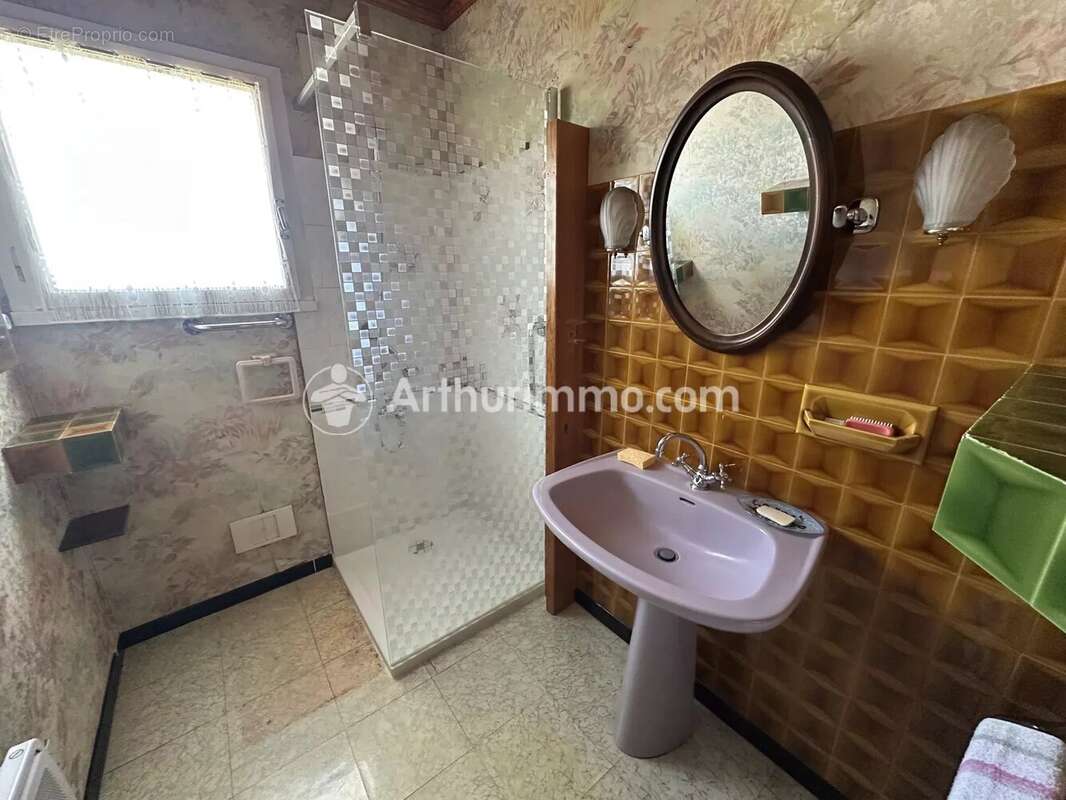 Maison à SAINT-ASTIER