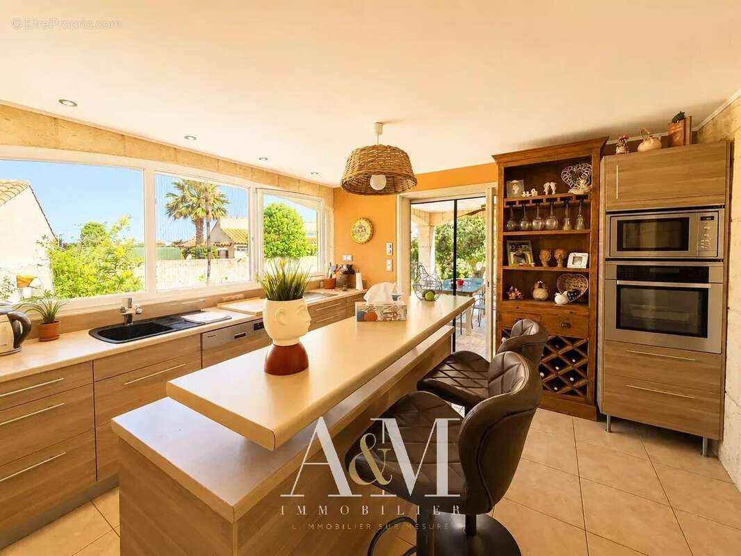 Villa T6 de 163 m² sur 576 m² - photo 6