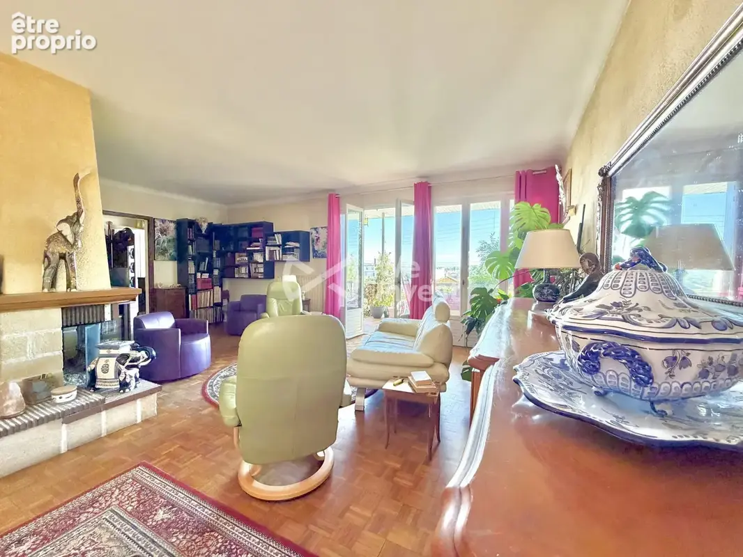 Maison 6 pièces 127 m² à vendre à Chatelguyon (63140) - photo 5