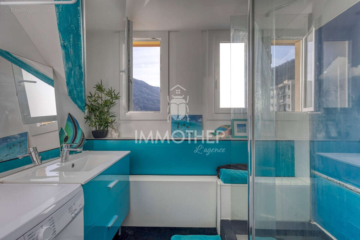 Appartement à DOMENE