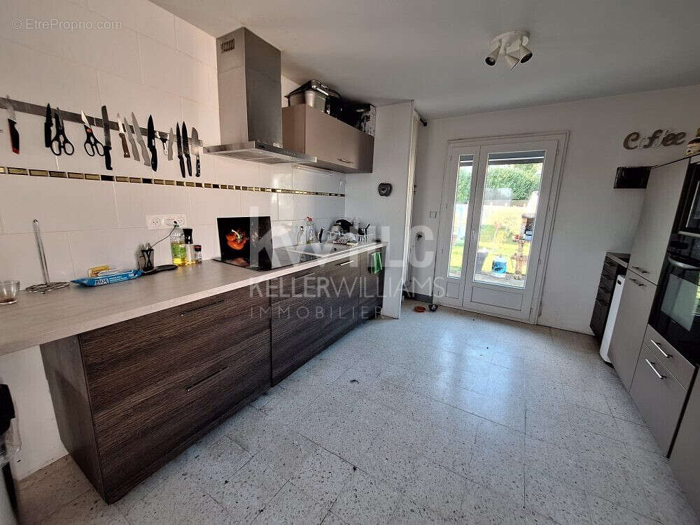 Maison 101 m² à Rilhac-Rancon  - photo 3