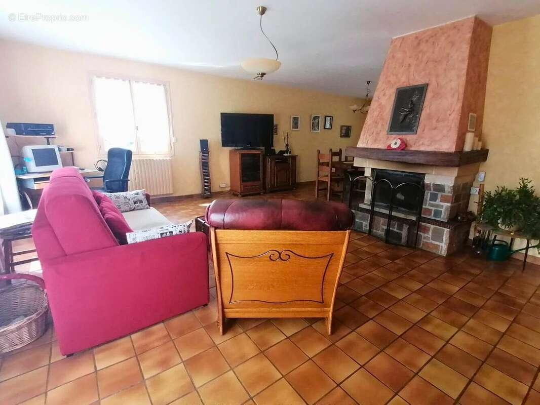 Maison à LA SOUTERRAINE