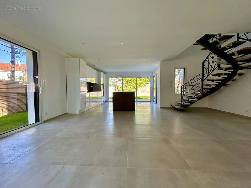 Maison à SAINT-BREVIN-LES-PINS