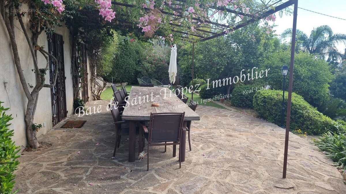 Maison à LA CROIX-VALMER