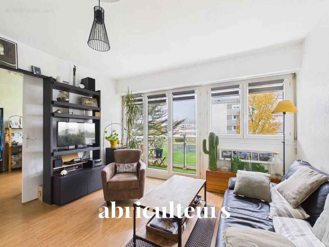 Appartement à COGNAC