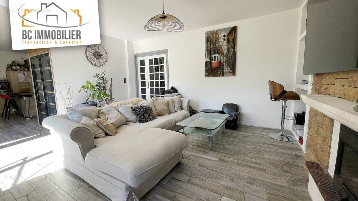 Appartement à PREVESSIN-MOENS