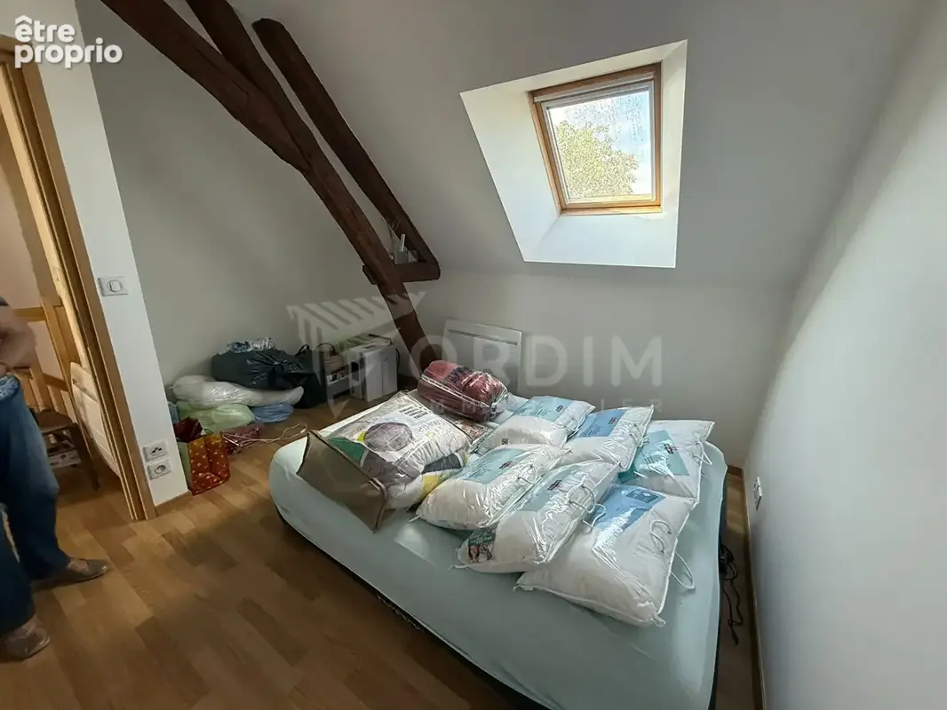 Charmante maison de campagne avec dépendances et plus de 5 000 m² de terrain ! - photo 11