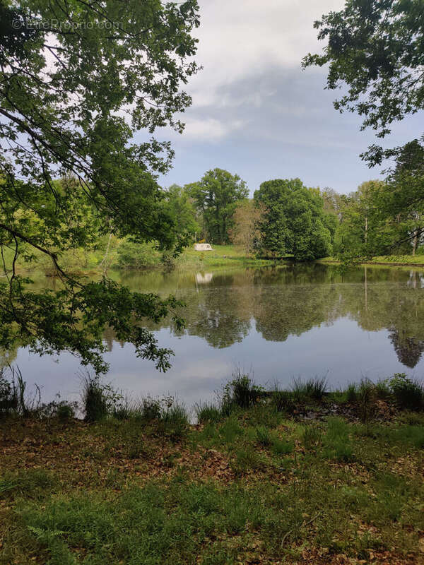 Terrain à LA GENEYTOUSE