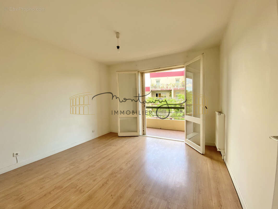 Appartement à NIMES