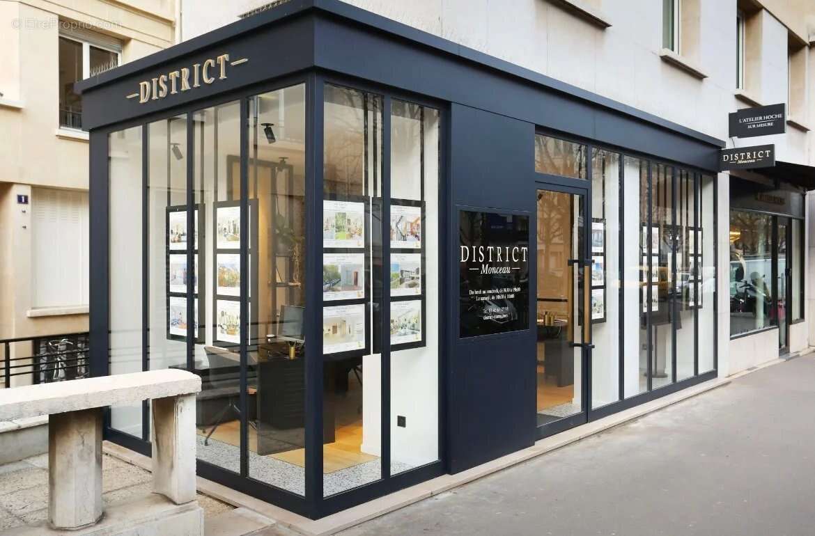 Appartement à PARIS-8E