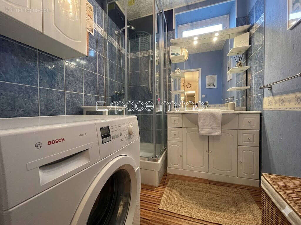 Appartement à MONT-SAINT-AIGNAN