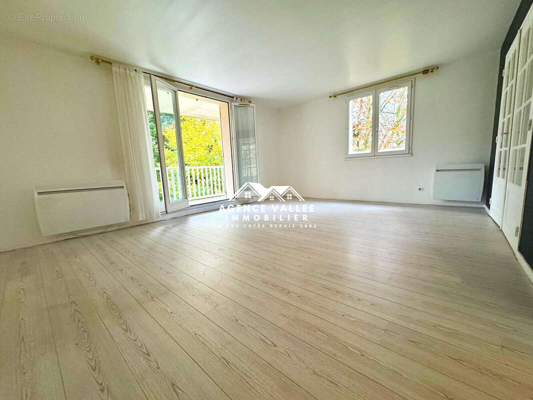 Appartement à SAINT-GERMAIN-LES-CORBEIL