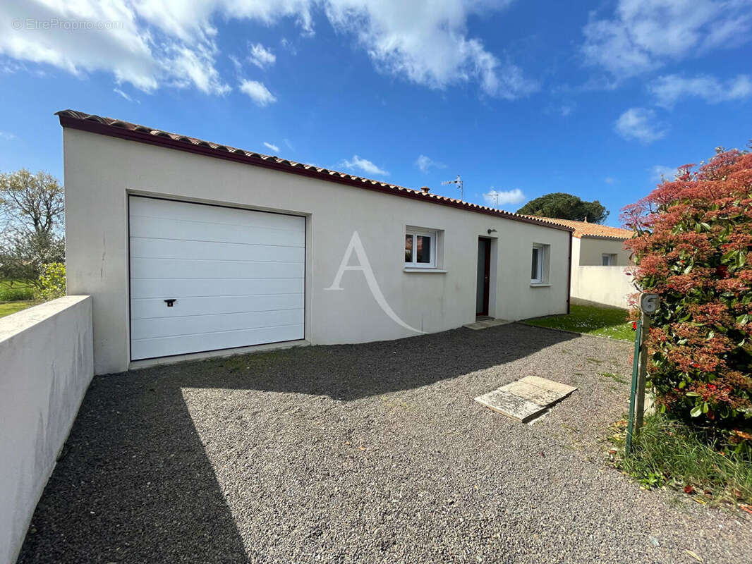 Maison à LE BERNARD