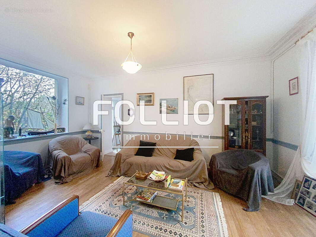 Maison à GRANDCAMP-MAISY