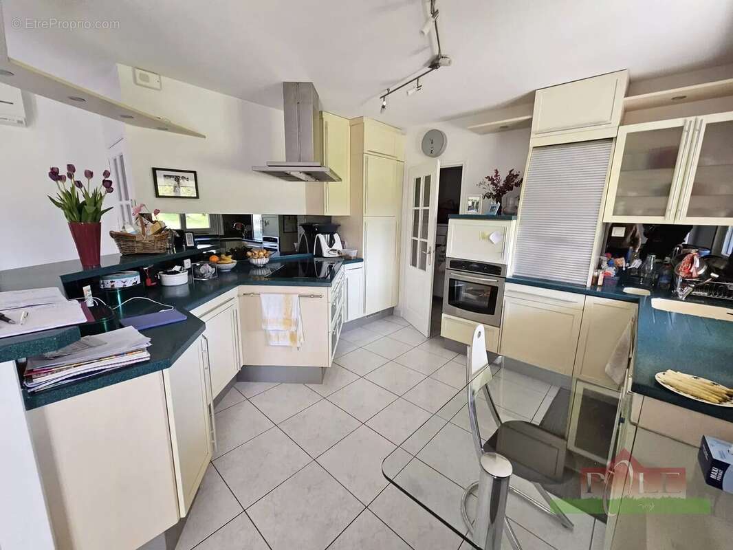 Maison à SAINT-ROMAIN-EN-GAL